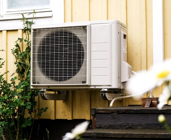 Heat pump replacement in Oshawa, ON by Foundry Heat Pumps team.